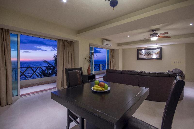 Blue Chairs Beachfront Resort Puerto Vallarta - Adults Only Zimmer foto